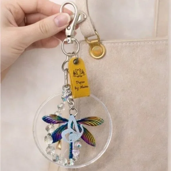 Proud Mom Keychain – Dragonfly Charm – Adjustable Beaded Bracelet – 7" - Picture 2 of 5